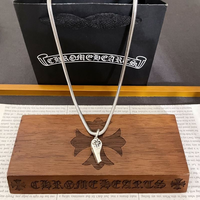 Ch**me He**ts necklaces